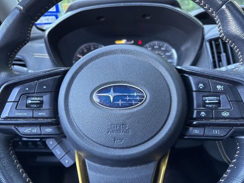 Used 2022 Subaru Crosstrek 2.5i Sport w/ Moonroof Package AWD/4WD image 12