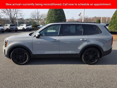 Certified 2022 Kia Telluride EX w/ EX Premium Package image 2