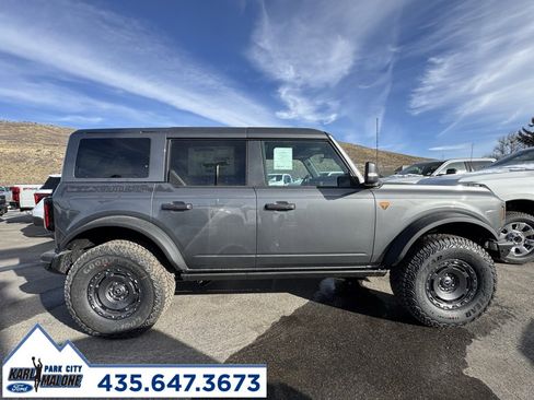 New 2025 Ford Bronco Badlands image 2