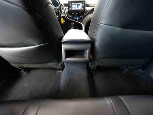 Used 2024 Toyota Camry SE FWD image 22