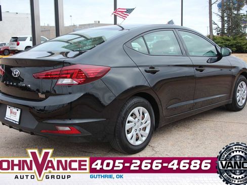 Used 2020 Hyundai Elantra SE image 10