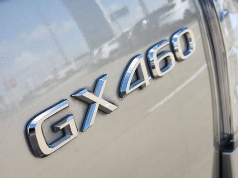Certified 2023 Lexus GX 460 Premium w/ Premium Package AWD/4WD image 12