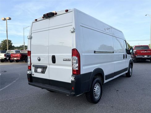 Used 2024 RAM ProMaster 2500 w/ Convenience Group FWD image 5