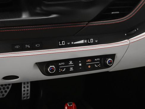 Used 2022 Ferrari F8 Tributo RWD image 77