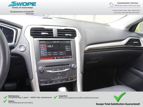 Used 2015 Ford Fusion SE w/ Equipment Group 202A FWD image 18