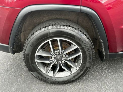 Used 2019 Jeep Grand Cherokee Limited AWD/4WD image 13