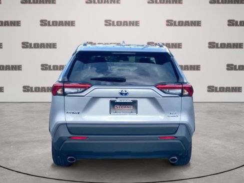 Used 2024 Toyota RAV4 XLE AWD/4WD image 4
