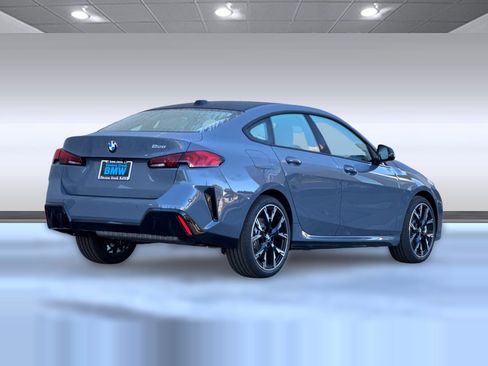 Used 2026 BMW 228i 228 w/ Technology Package image 9