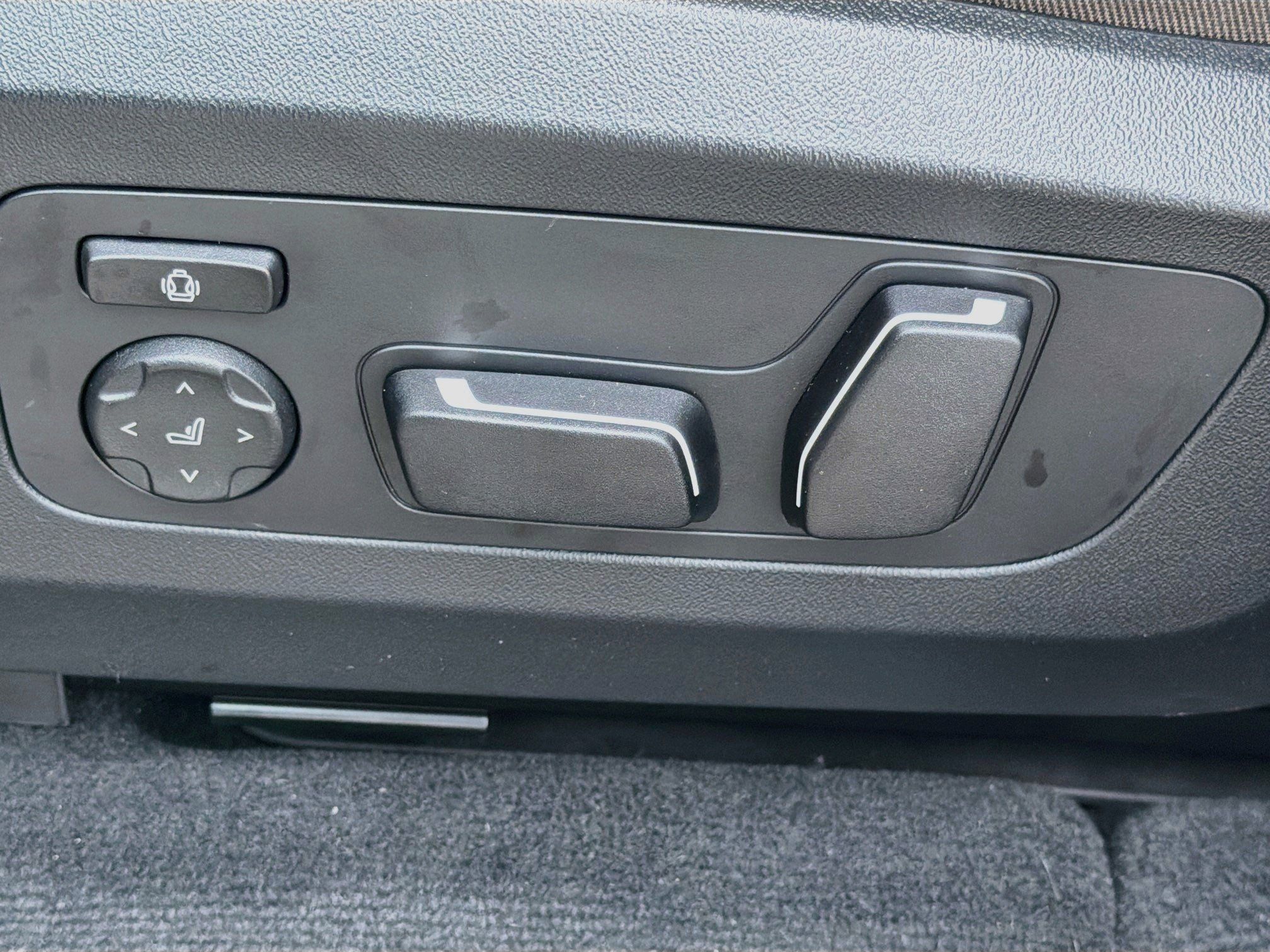 New 2026 BMW X3 xDrive30i w/ M Sport Package AWD/4WD image 25