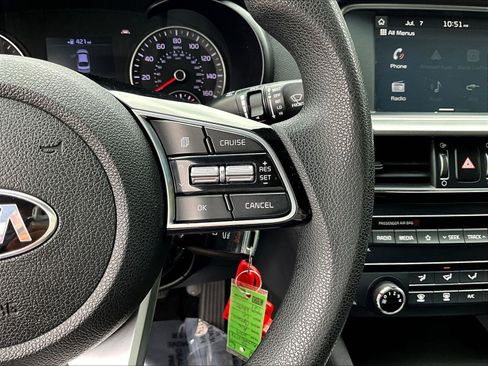 Used 2019 Kia Optima LX FWD image 12