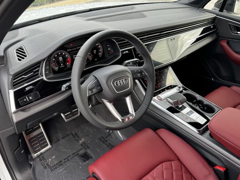 New 2026 Audi SQ7 Premium Plus AWD/4WD image 17