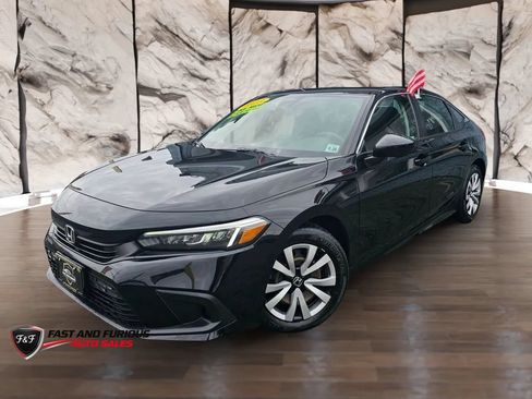 Used 2023 Honda Civic LX image 2