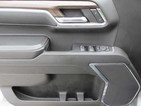 Certified 2024 Chevrolet Silverado 1500 LT Trail Boss w/ LPO, Dark Essentials Package AWD/4WD image 27