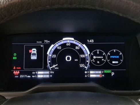 Used 2024 Toyota Tundra Limited AWD/4WD image 28