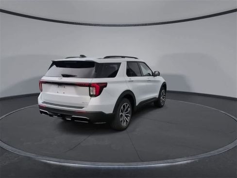 New 2026 Ford Explorer ST-Line image 8