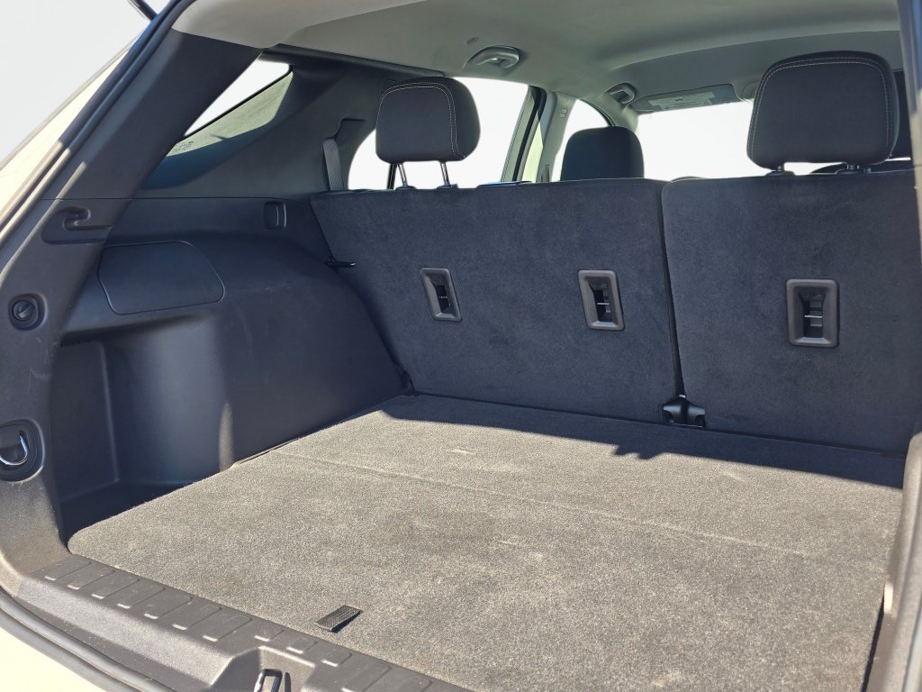 Used 2024 Chevrolet Equinox LS FWD image 24