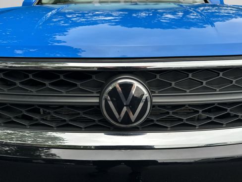 Used 2022 Volkswagen Taos SE FWD image 27