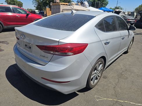 Used 2017 Hyundai Elantra Limited w/ Limited Tech Package 04 FWD image 6