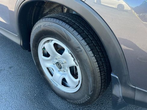 Used 2016 Honda CR-V LX image 13