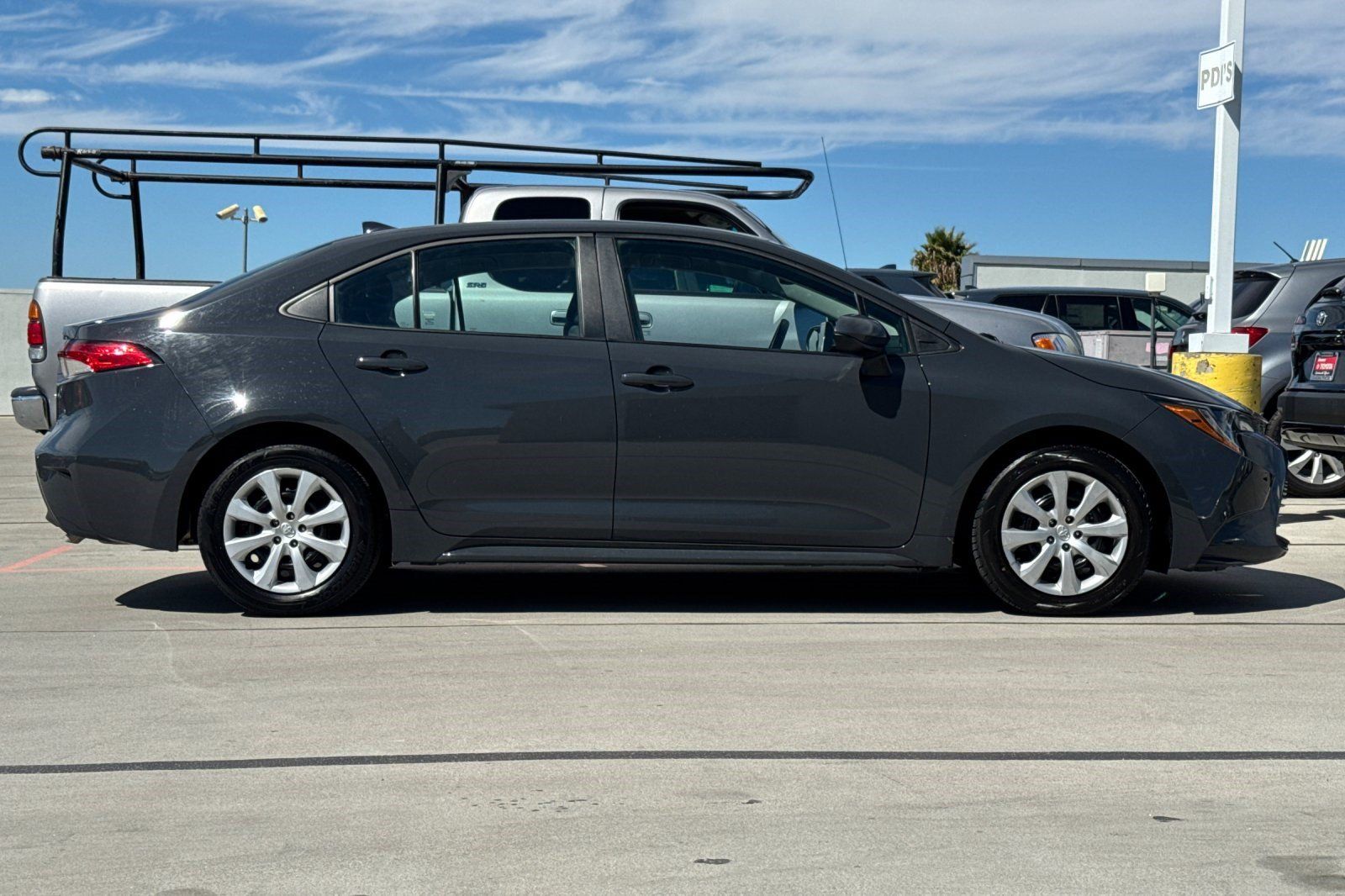 Used 2025 Toyota Corolla LE FWD image 8