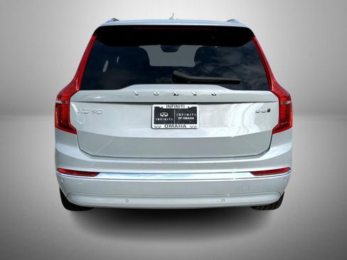 Used 2024 Volvo XC90 B6 Plus image 6