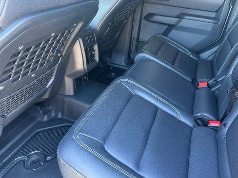 Used 2025 Ford Bronco Big Bend image 13