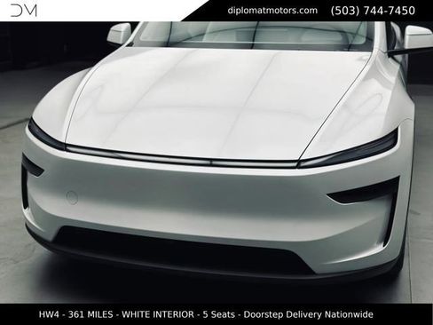 Used 2026 Tesla Model Y AWD image 13