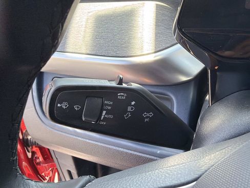 Certified 2025 Volkswagen ID. Buzz Pro S RWD image 20