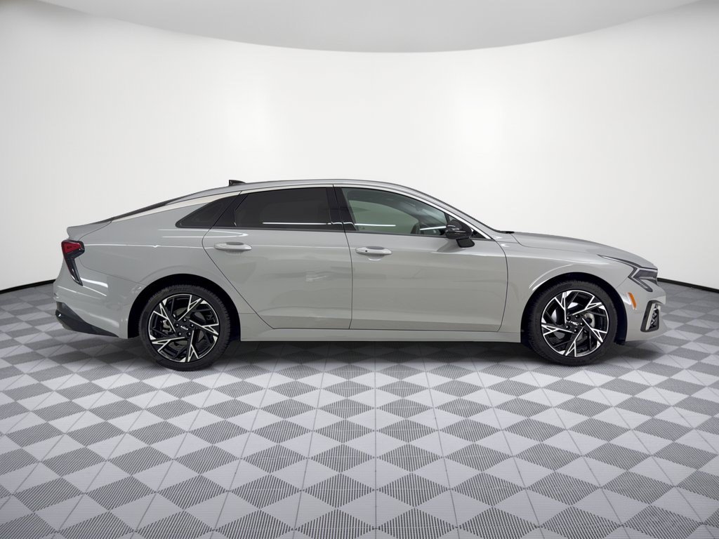 Used 2025 Kia K5 GT-Line w/ GT-Line Premium Package FWD image 8