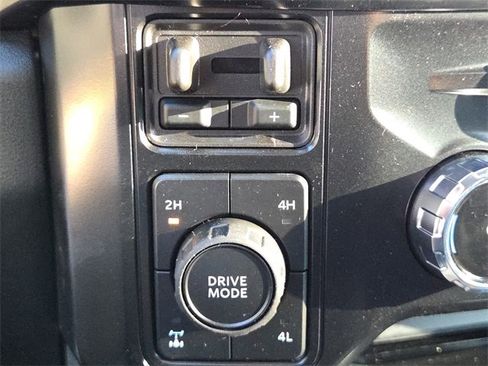 New 2026 Ford F250 Lariat w/ Chrome Package image 23