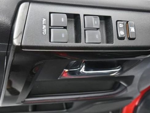 Used 2024 Toyota 4Runner TRD Off-Road Premium image 11