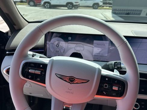 New 2026 Genesis GV70 2.5T Advanced image 9