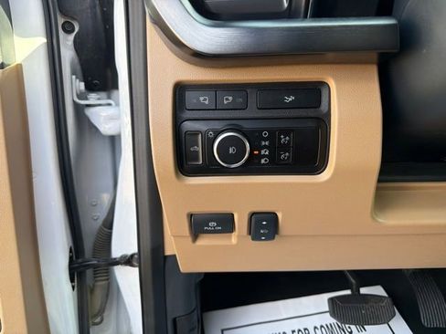 Used 2024 Ford F350 Lariat w/ Sport Appearance Package AWD/4WD image 24