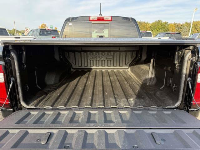 Used 2026 GMC Canyon AT4 w/ Technology Plus Package AWD/4WD image 8