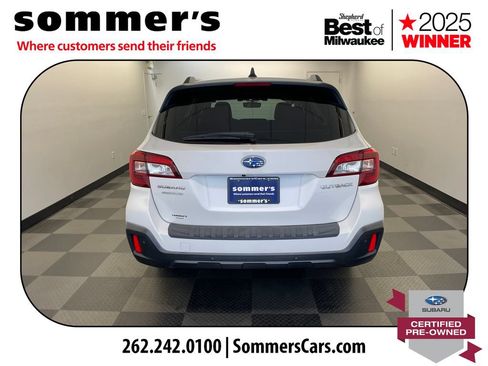 Used 2019 Subaru Outback 2.5i Touring AWD/4WD image 5