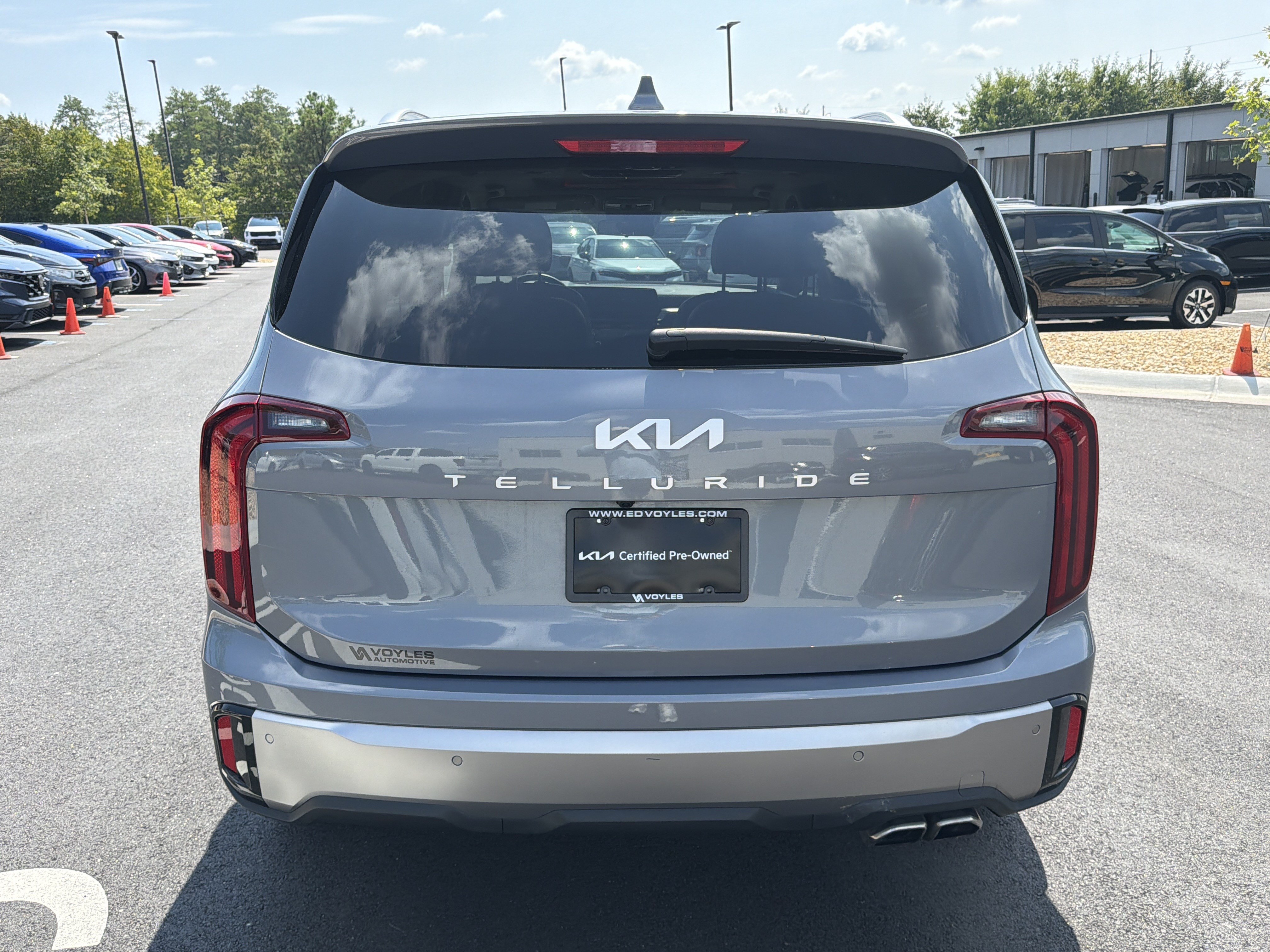 Used 2025 Kia Telluride S FWD image 6
