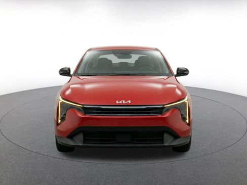 Used 2025 Kia K4 FWD image 2