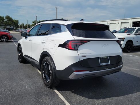 Used 2026 Kia Sportage EX w/ EX Panorama Roof Package FWD image 7