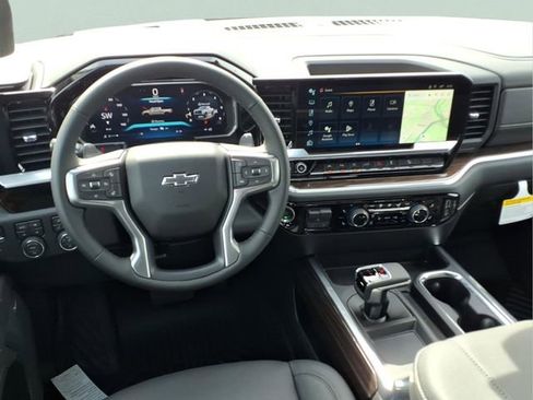 New 2026 Chevrolet Silverado 1500 LT Trail Boss w/ LT Trail Boss Premium Package AWD/4WD image 19