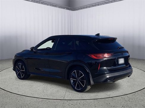 Used 2024 INFINITI QX50 Sport image 3