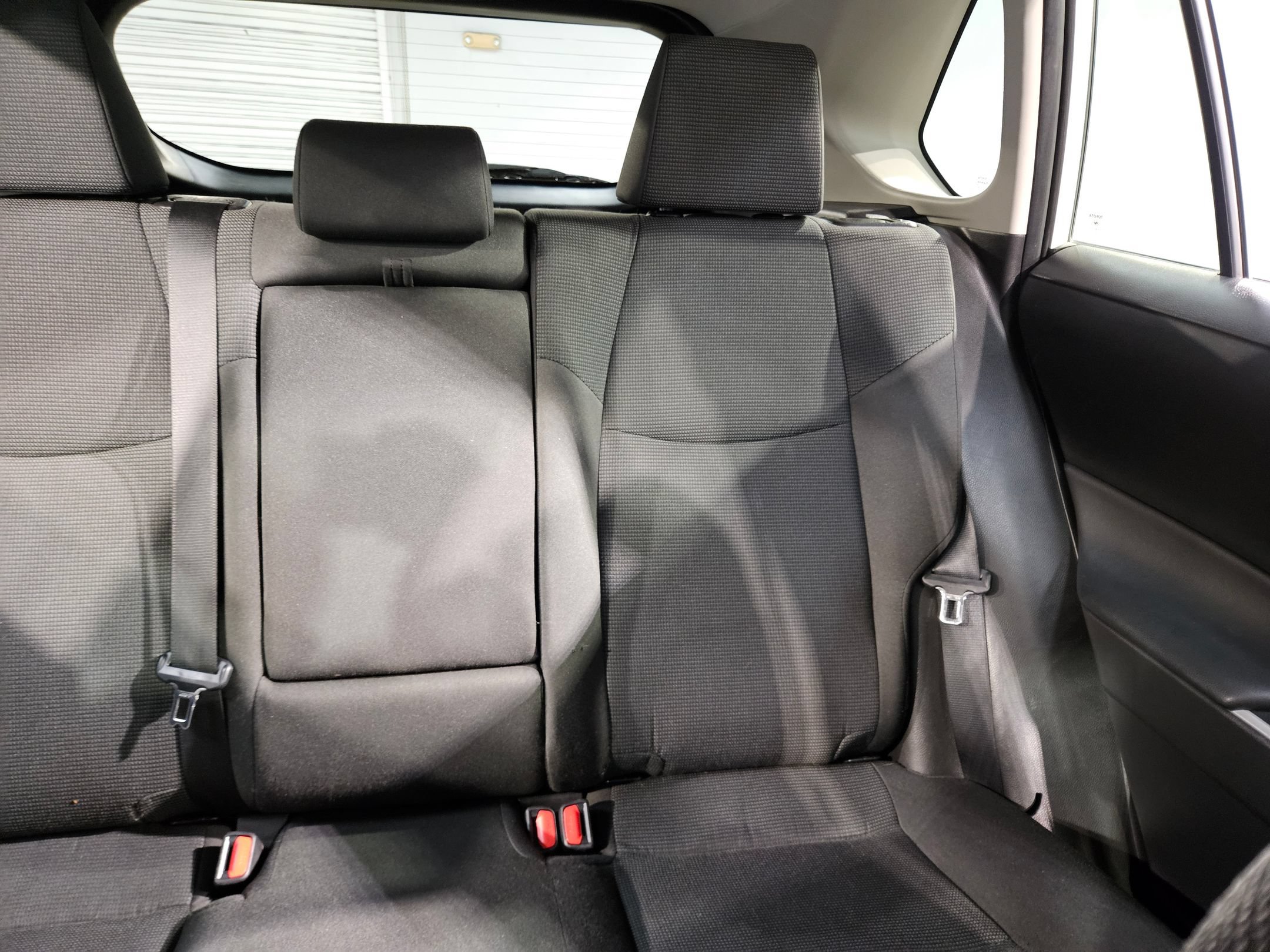 Used 2022 Toyota RAV4 LE AWD/4WD image 14