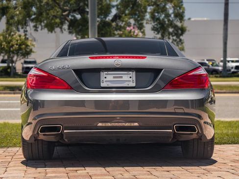 Used 2013 Mercedes-Benz SL 550 image 4