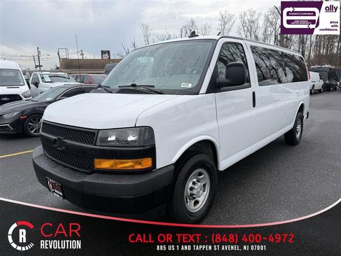 Used 2023 Chevrolet Express 3500 LS image 3