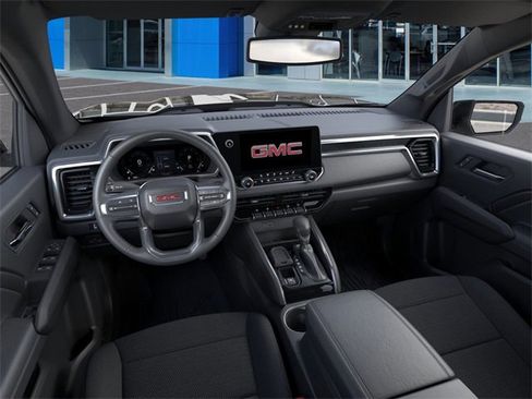 New 2026 GMC Canyon Elevation w/ Convenience Package image 15