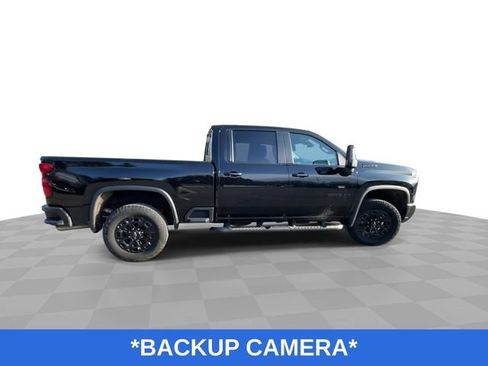 Used 2024 Chevrolet Silverado 2500 LT w/ Midnight Edition image 10