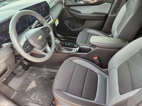 New 2026 Chevrolet TrailBlazer LS FWD image 12