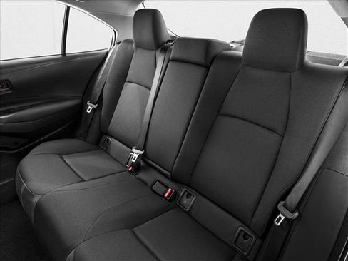 Used 2026 Toyota Corolla LE image 9