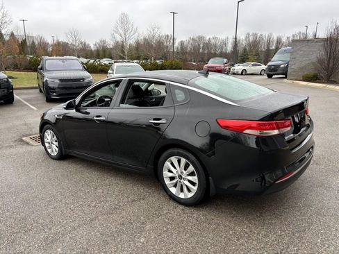 Used 2018 Kia Optima EX image 5