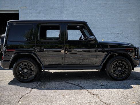 Used 2025 Mercedes-Benz G 550 image 17