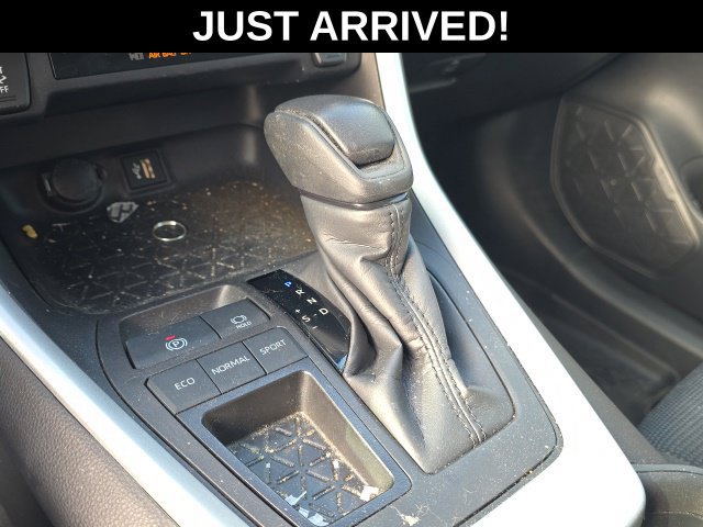 Used 2024 Toyota RAV4 LE FWD image 14